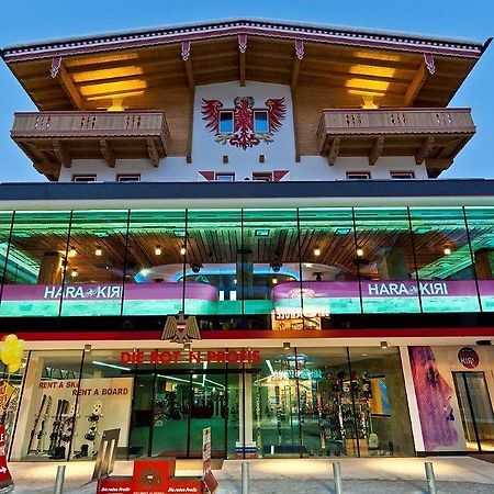 迈尔霍芬 Harakiri Partyhouse酒店 外观 照片