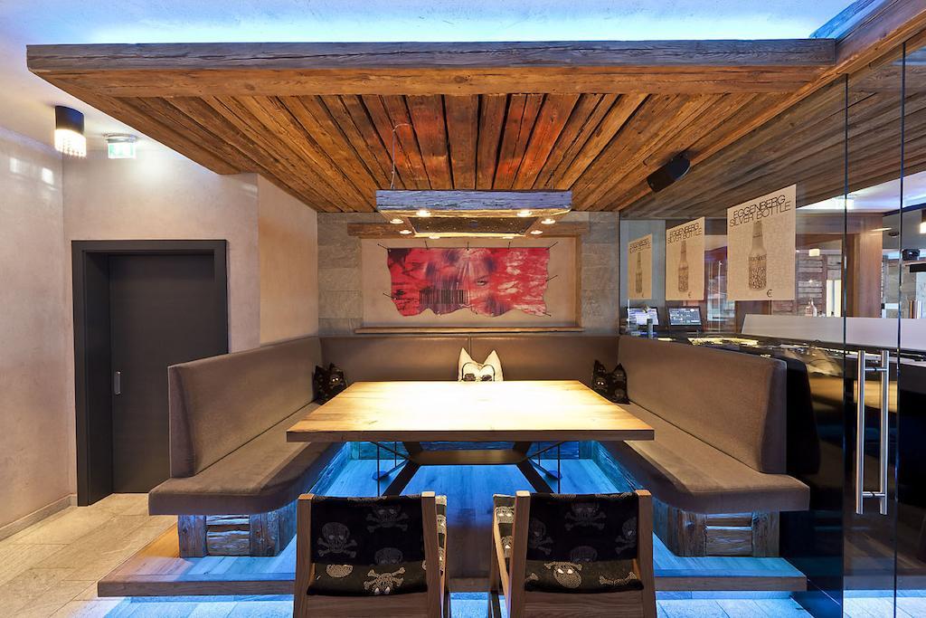 迈尔霍芬 Harakiri Partyhouse酒店 外观 照片
