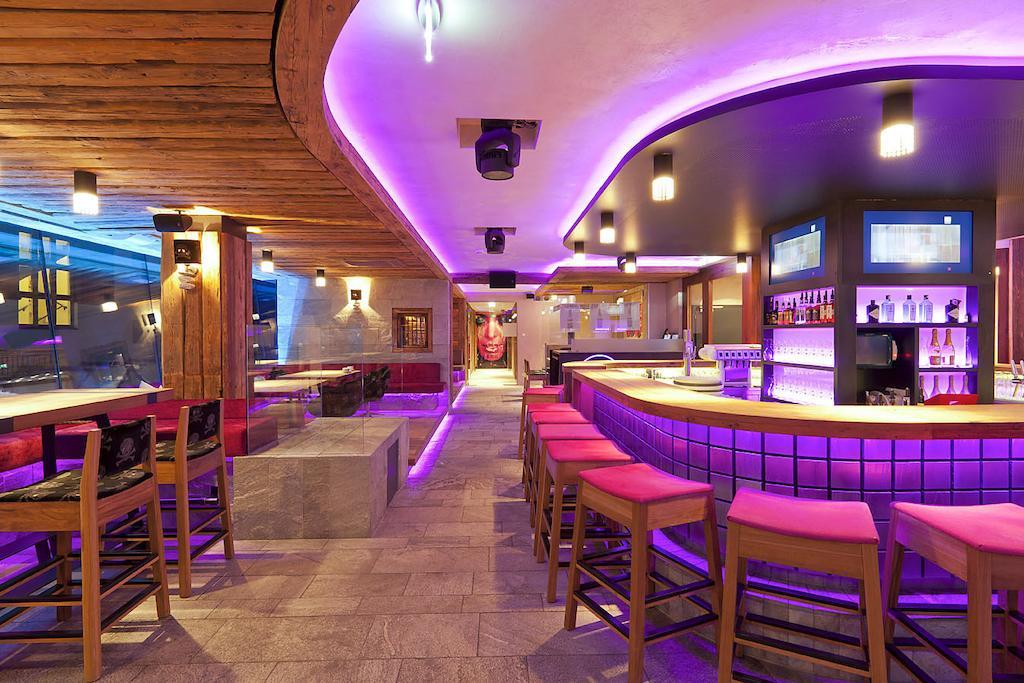 迈尔霍芬 Harakiri Partyhouse酒店 外观 照片