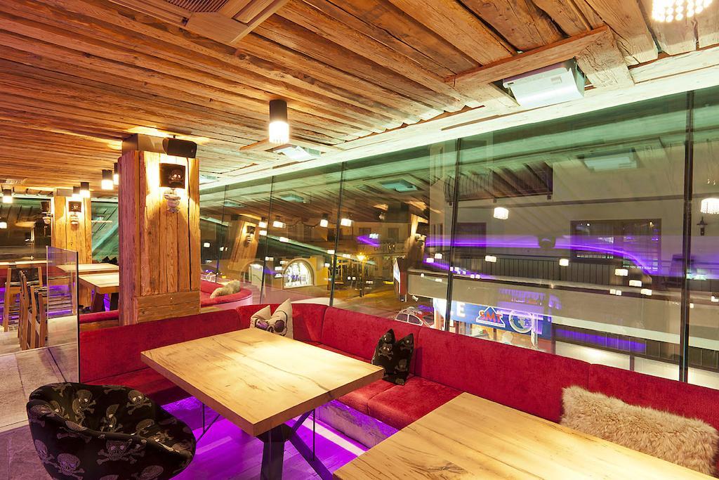 迈尔霍芬 Harakiri Partyhouse酒店 外观 照片