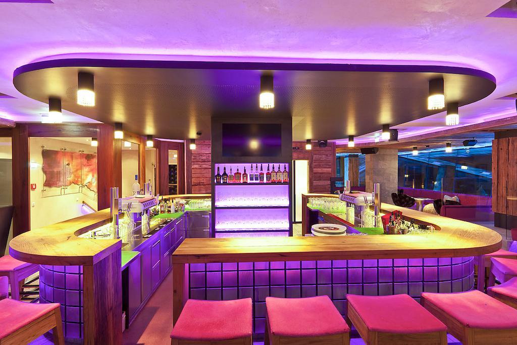 迈尔霍芬 Harakiri Partyhouse酒店 外观 照片